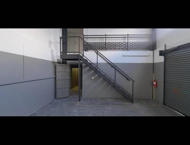 INDUSTRIAL PROPERTY TO RENT IN WALTLOO